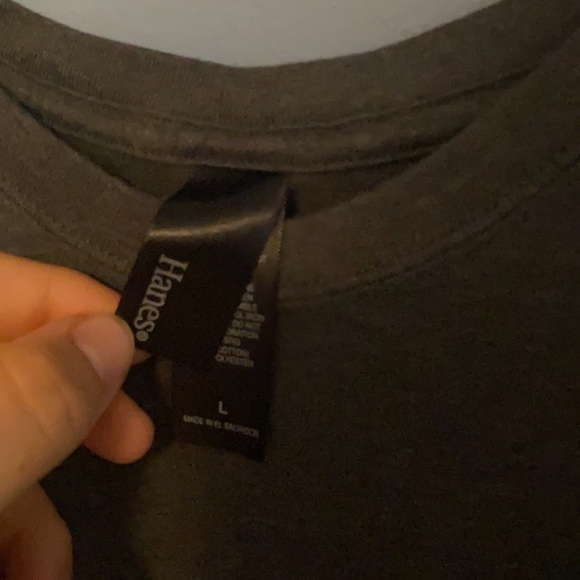 Hanes grey t shirt - Picture 2 of 2